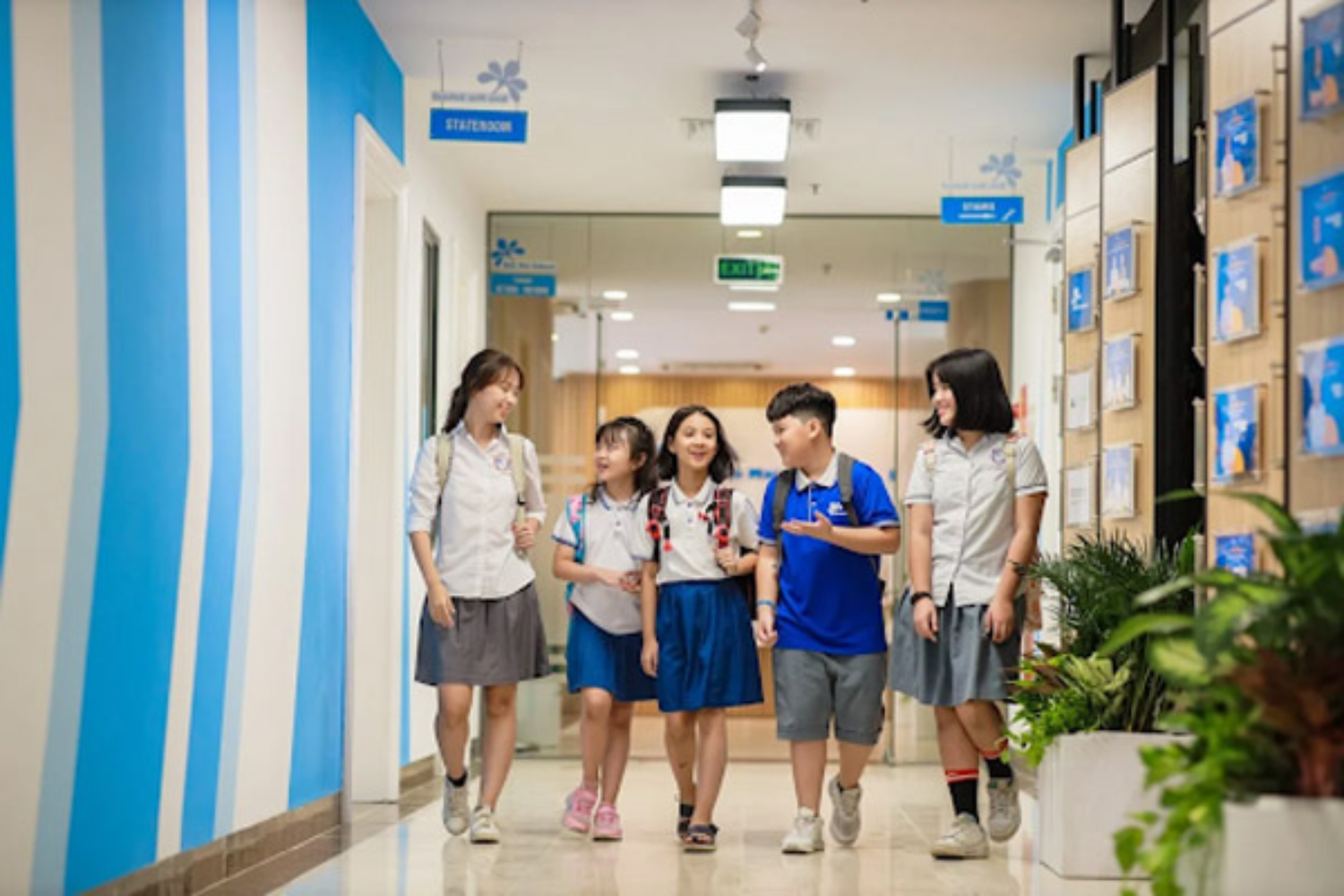 Thiet ke chua co ten 57